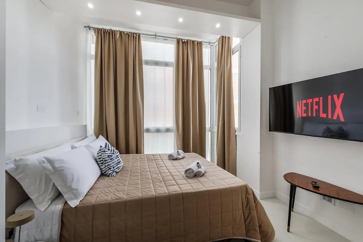 Rome Centre - Spacious Apartment - Jacuzzi - Ac - Wifi