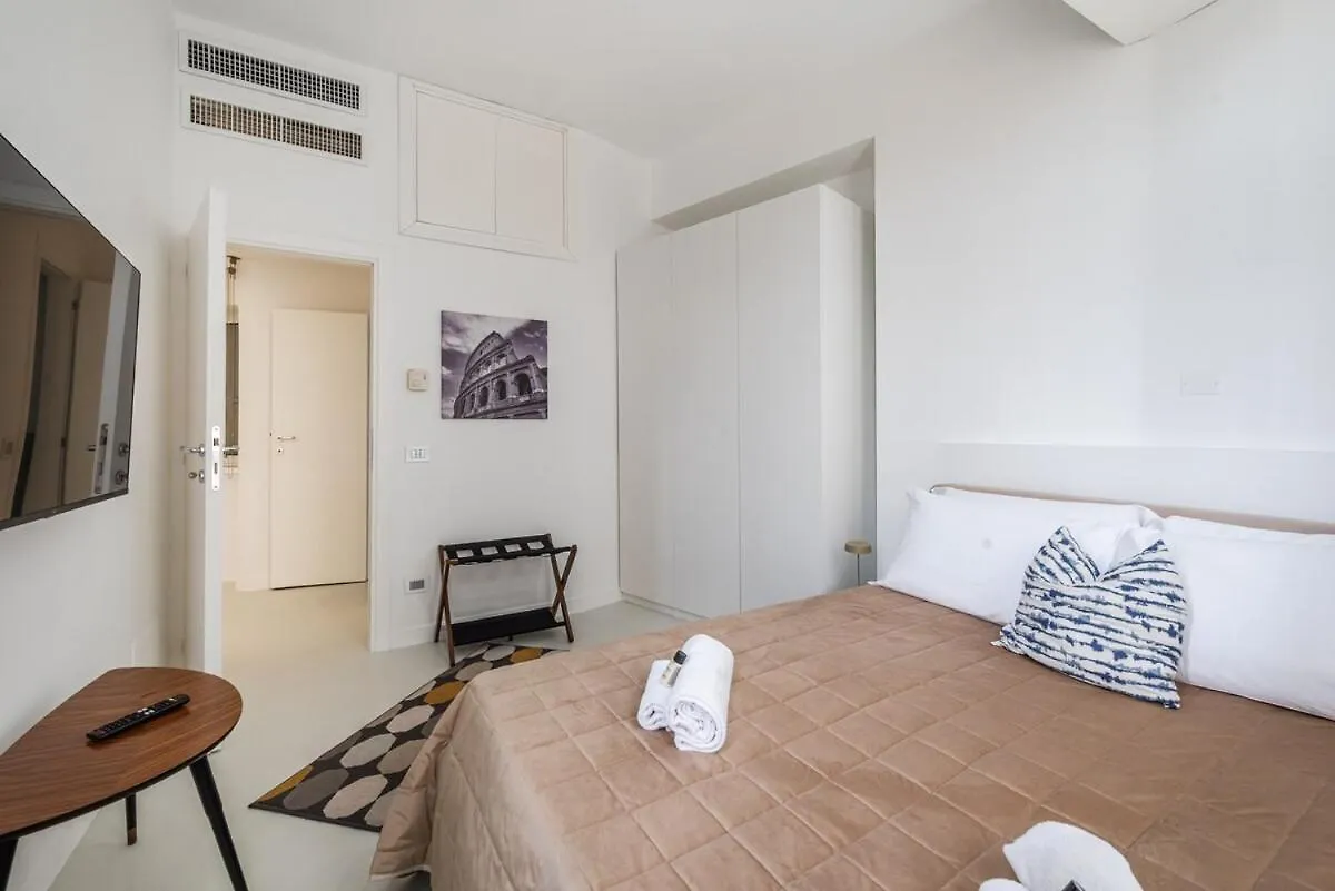 Rome Centre - Spacious Apartment - Jacuzzi - Ac - Wifi