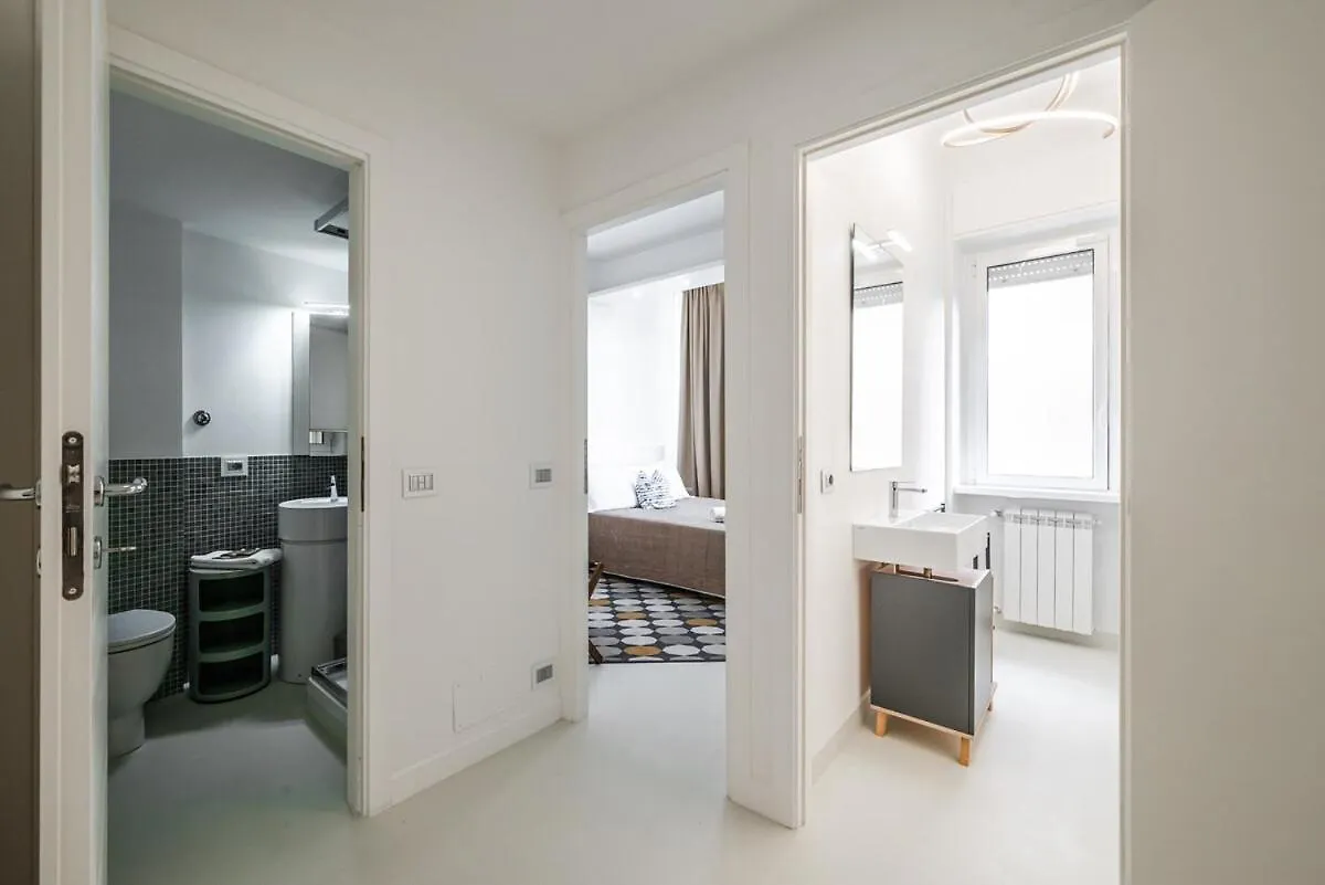 Rome Centre - Spacious Apartment - Jacuzzi - Ac - Wifi 0*,  意大利