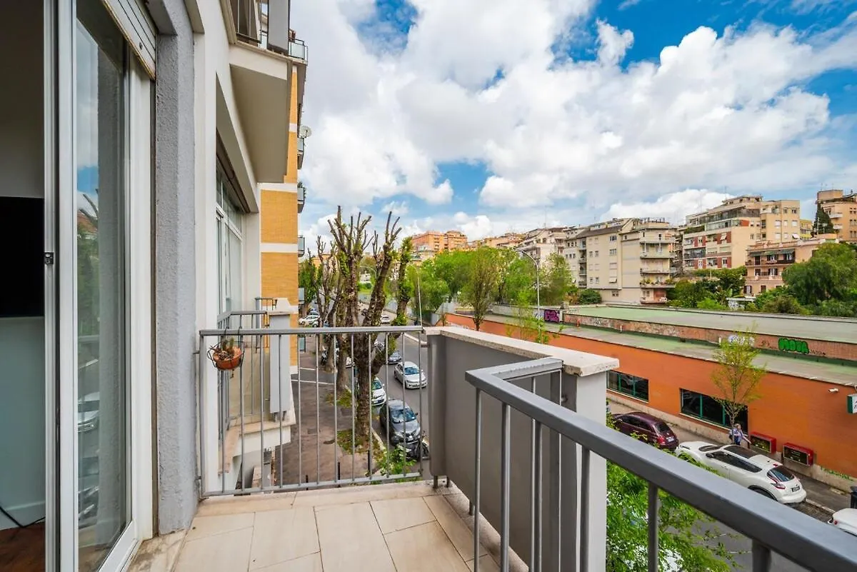 Rome Centre - Spacious Apartment - Jacuzzi - Ac - Wifi